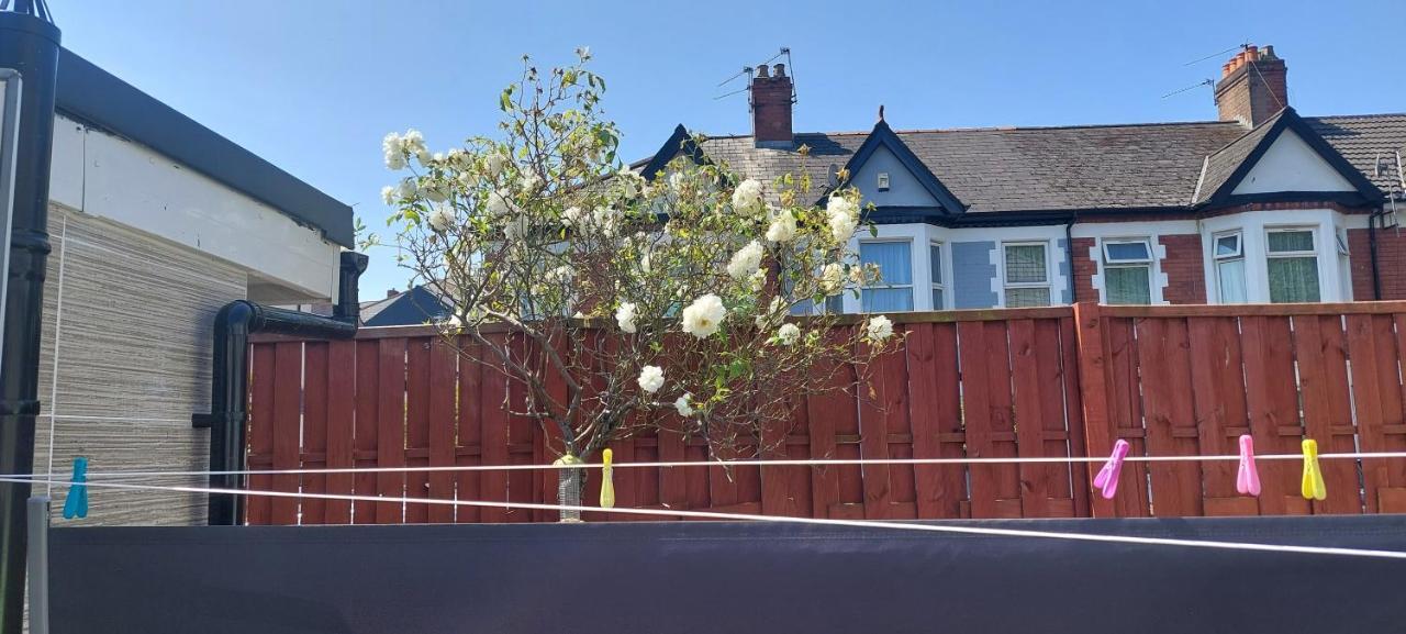 Homey Studio In Newport Perfect For Couples & Travelers Eksteriør bilde